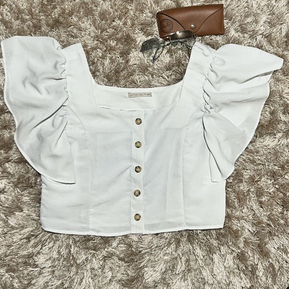 Active Usa Summer | frill short sleeve |Crop Top| medium| White - Picture 2 of 3